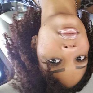 Meet your Posher, Alanna